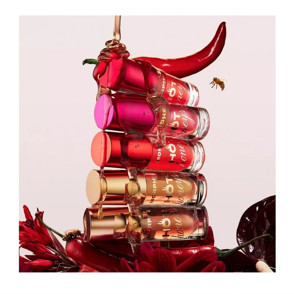 Morphe Hot honey's 🔥 plumping Lip Oil Shade: Royal Sting (Peach) 🆕